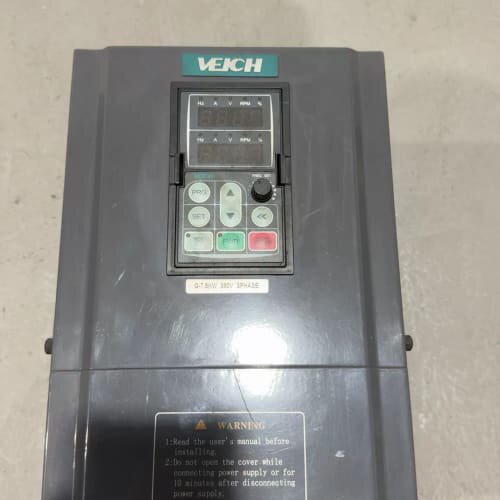 伟创变频器，型号：AC60-T3-7R5G，7.5KW，