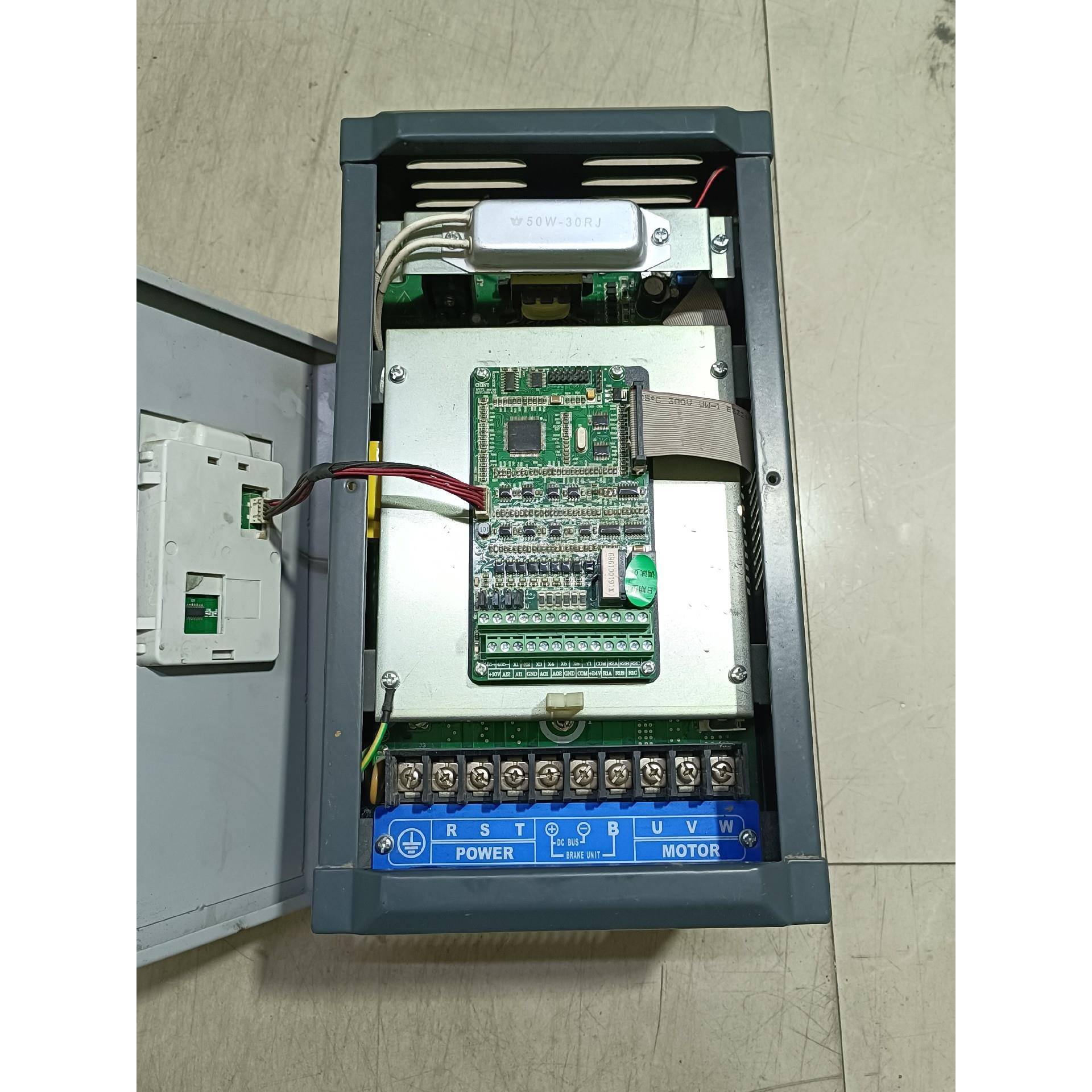 正泰变频器15KW，NVF2G-15/PS4，，