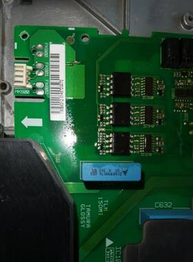 丹佛斯变频器驱动板，130B6212，变频器是0.75kw的