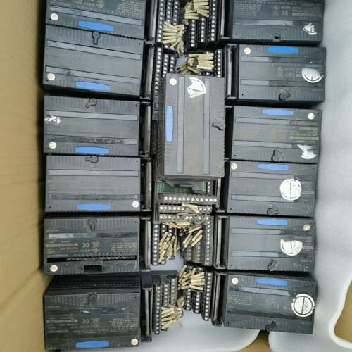 GE IC200MDL740E模块 /13个。IC200MD