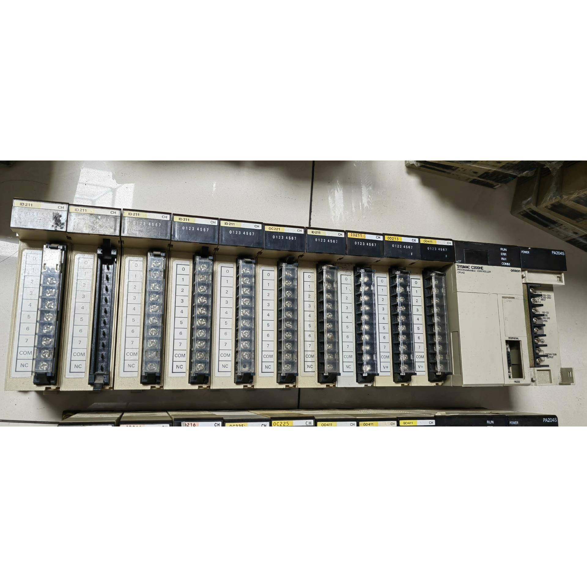 可编程模块SYSMAC C200HE ID211