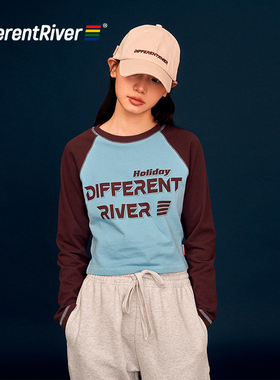 DifferentRiver2023秋季假日主题水浆印花撞色插肩女款打底T恤