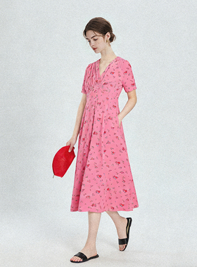 法式浪漫风V领短袖碎花连衣裙女中长款收腰红色A字裙高级感气质裙
