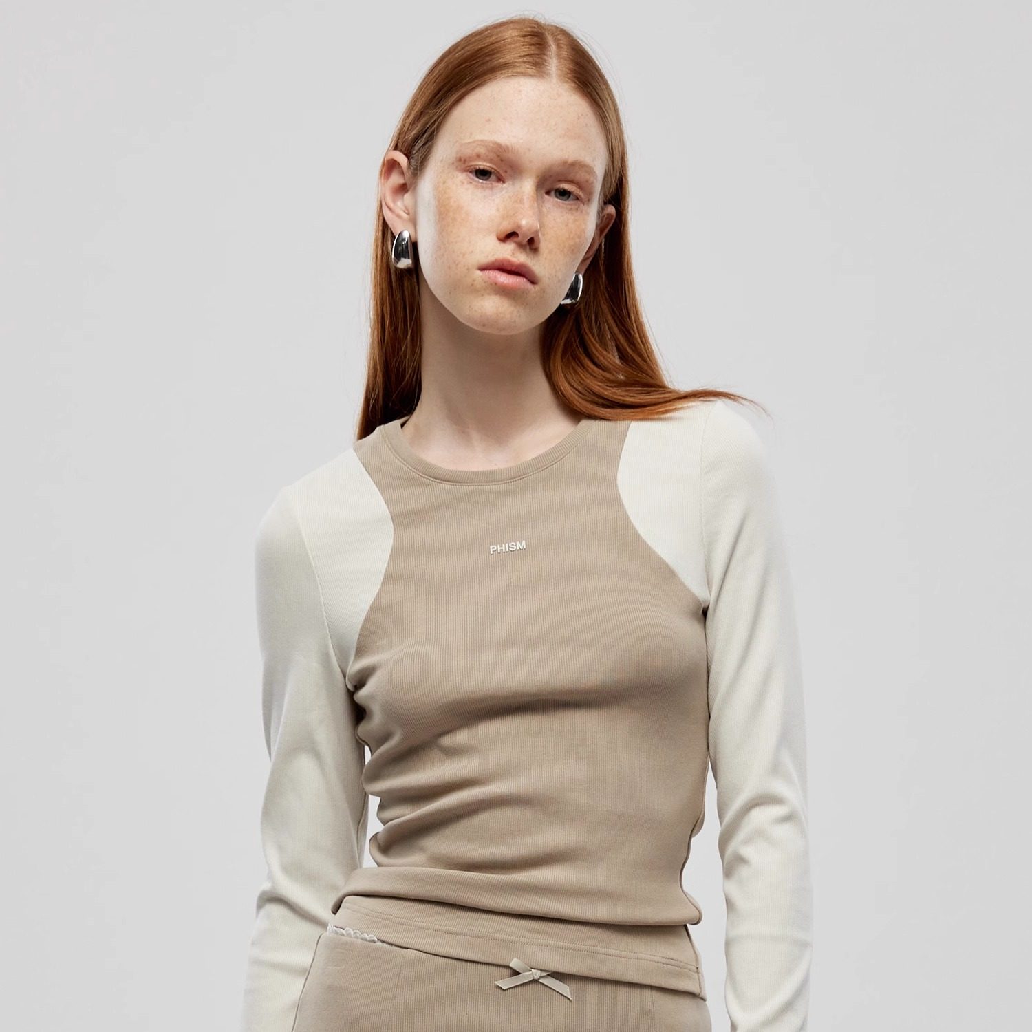 PHISM新款长T恤拼接修身长袖T恤女款撞色设计感T恤,女装/女士精品,T恤,淘宝优惠券,粉丝福利购,淘宝优惠卷