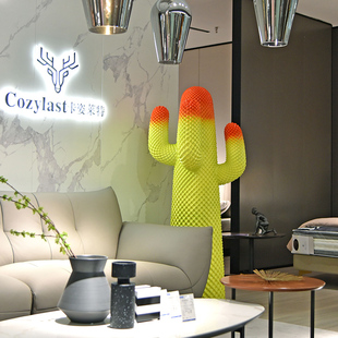 网红仙人掌衣帽架雕塑商场店铺客厅家居植物造景落地场景装饰摆件