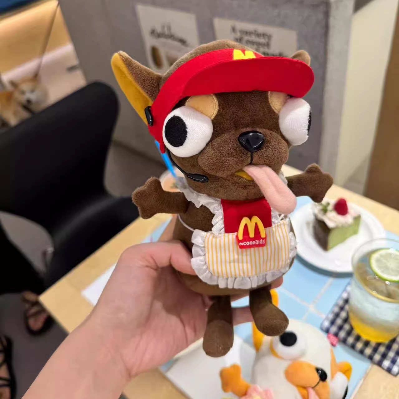 可爱呆萌麦当劳吉娃娃毛绒玩具公仔搞怪丑萌玩偶礼物大眼变种小狗