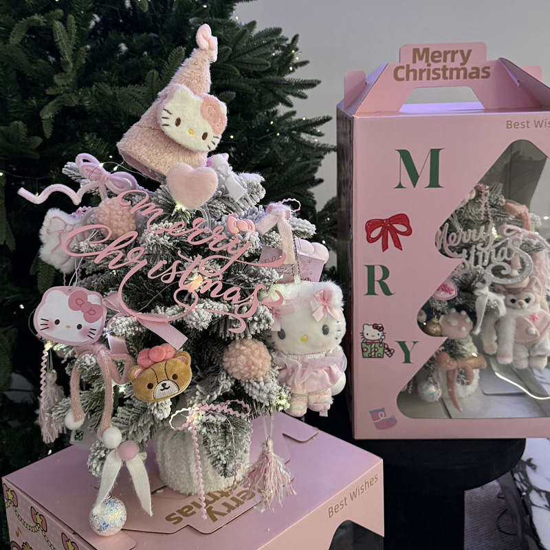 旋转八音盒Kitty玩偶圣诞树礼物