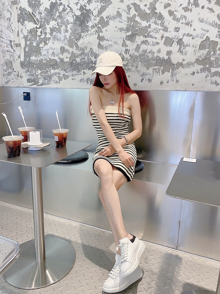 性感修身羊毛条纹纯欲