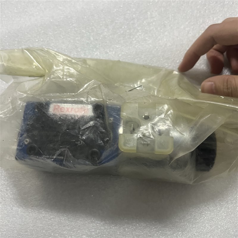 速发力士乐24WE6JB6 /EG2电K4 4磁阀 全新现货议价