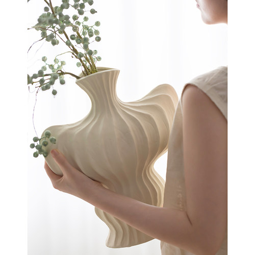 速发花瓶摆件客厅插花陶瓷白色众奢高桌感餐级装饰复古创意小轻干