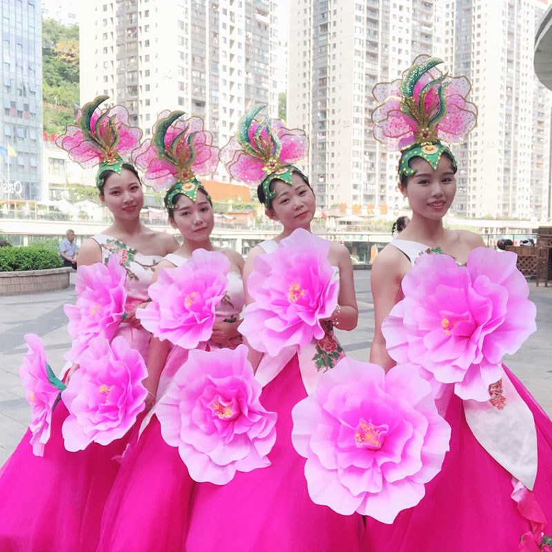 速发牡丹入具蹈手花广场舞秧歌舞演出手拿花动运会道场式方阵创意