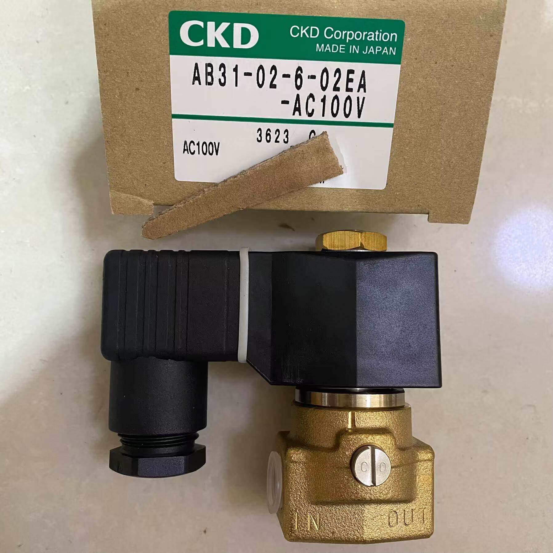 库存中，CKD电磁阀AB31-02-6-02EA-AC100V和ab31 -02-6- fe - ac1