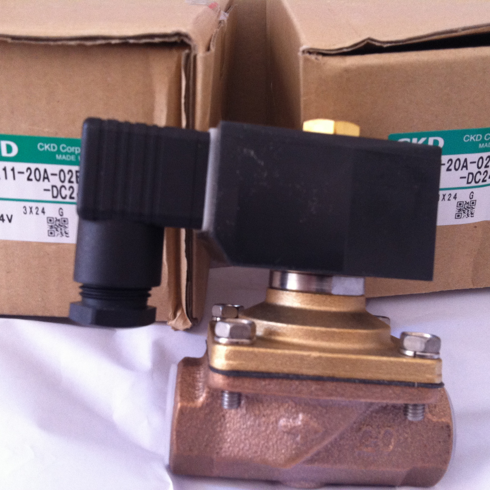 CKD电磁阀ADK11-8A-02G-AC220V ADK11-25A-02G-AC220V 10A 15A