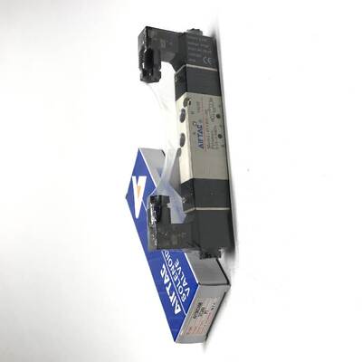 原装正品亚德客4V130C-06B双电控线圈中封停顿三位五通电磁气控阀