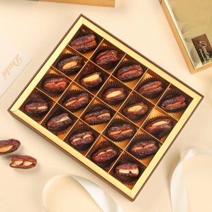 综合夹心椰枣礼盒椰枣巴旦木仁碧根果仁腰果夏威夷果仁坚果礼盒