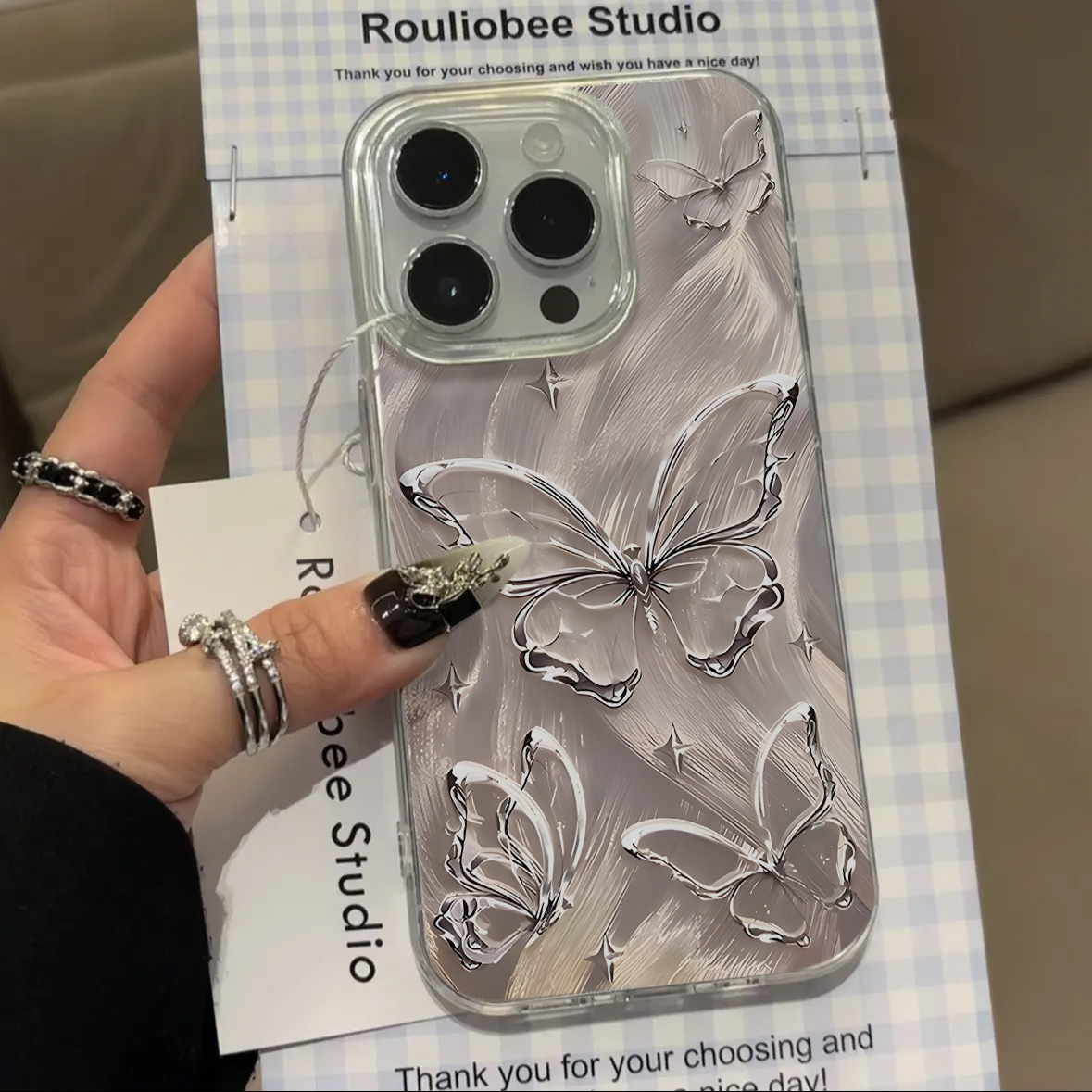 冰裂纹樱花粉蝴蝶适用iPhone16苹果16Promax手机壳新款羽纱壳15pro防摔14全包13高级感12软套xr/xsmax/78plus