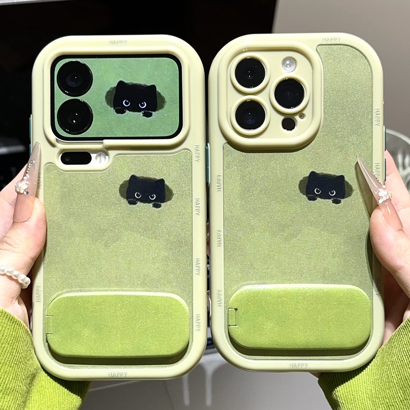 抹茶绿卖萌黑猫适用苹果17promax镜面支架手机壳iphone16Pro新款奶油壳华为mate70荣耀vivox300防摔小米17pro