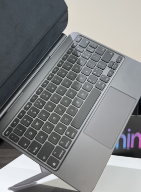 Apple/苹果24款平板iPad pro妙控键盘适用于11寸13寸新款M4芯片