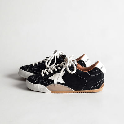 正品星星休闲板鞋女2025秋