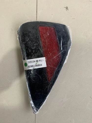 适用于特斯拉Model3/Y后左充电装饰盖板原厂