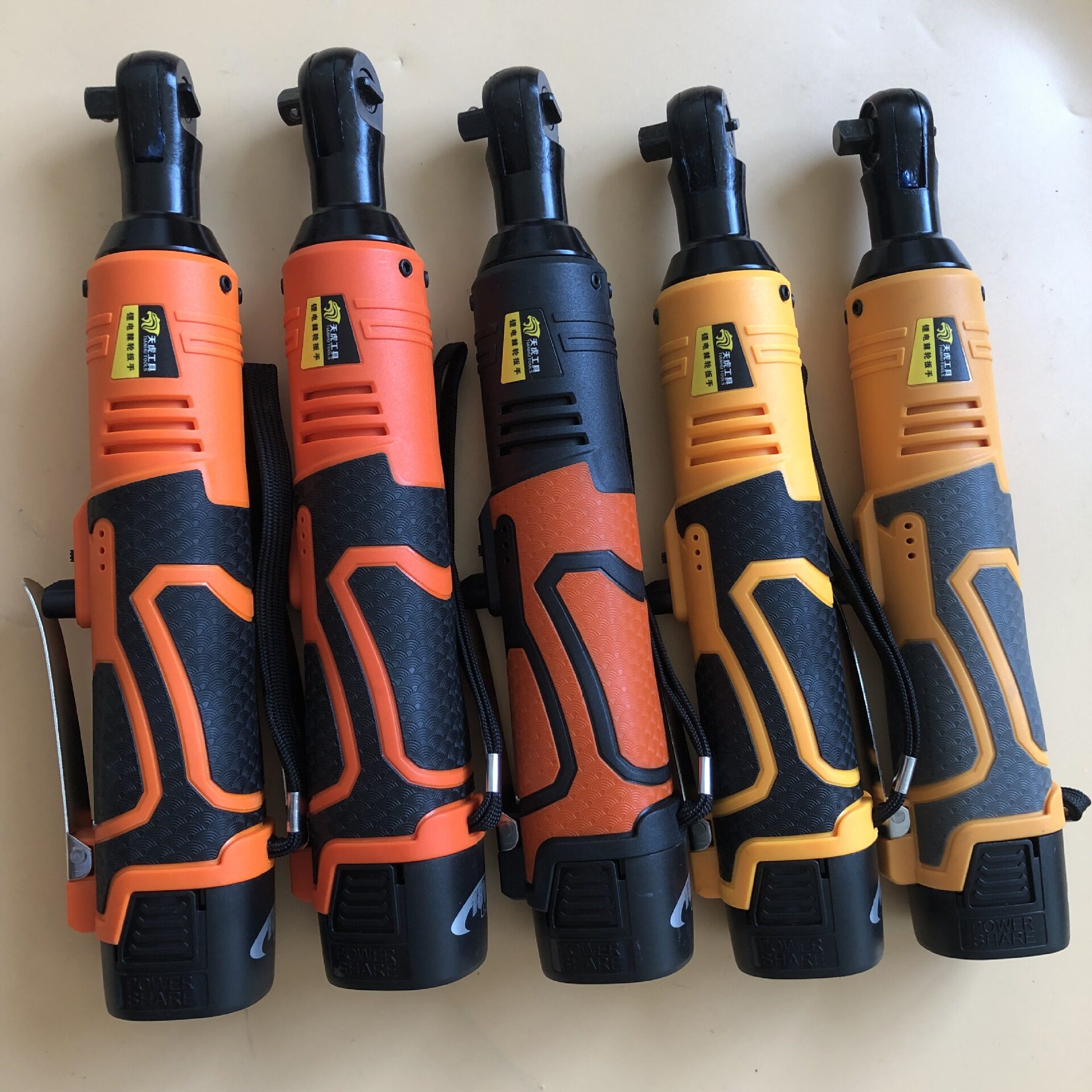 90度3/8直角角向扳手电动充电棘轮扳手18v锂电舞台桁架安装工具