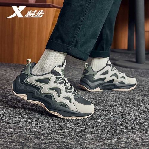 特步闪电5.0休闲鞋2024冬季反季清仓男耐磨老爹鞋运动鞋轻便舒适