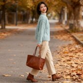 大朗毛衣工厂秋冬优雅淑女浅蓝色圆领长袖 单排扣羊毛针织衫