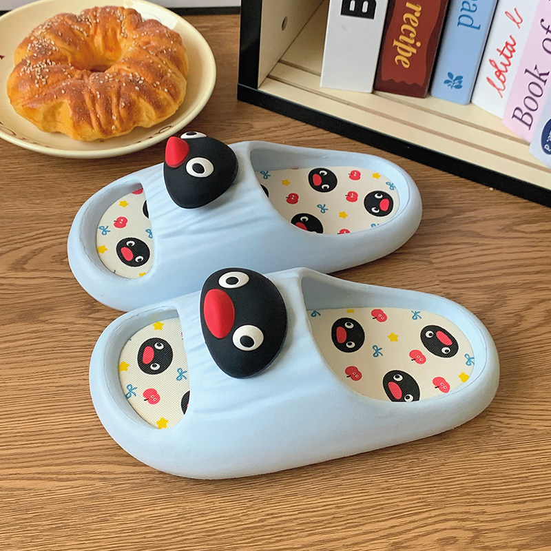 可爱企鹅拖鞋女夏季外穿2026新款软底室内居家情侣防滑凉拖鞋假日