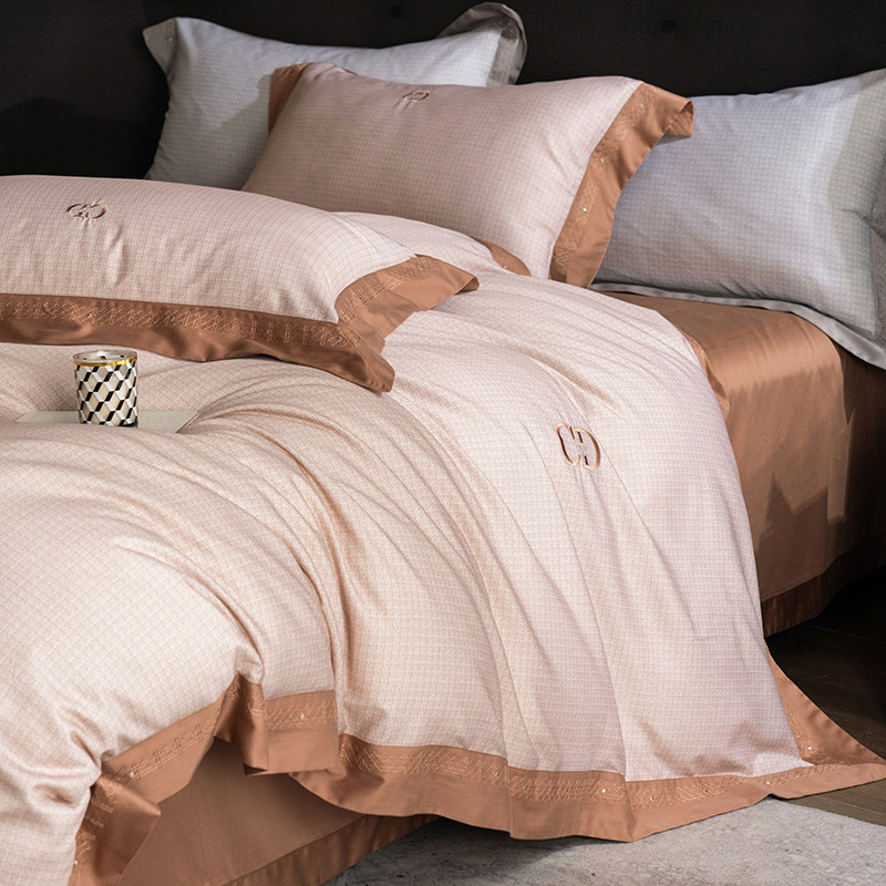 秋冬轻奢高级感天丝棉磨毛莱赛尔印花绣花四件套大牌风2m床单被套