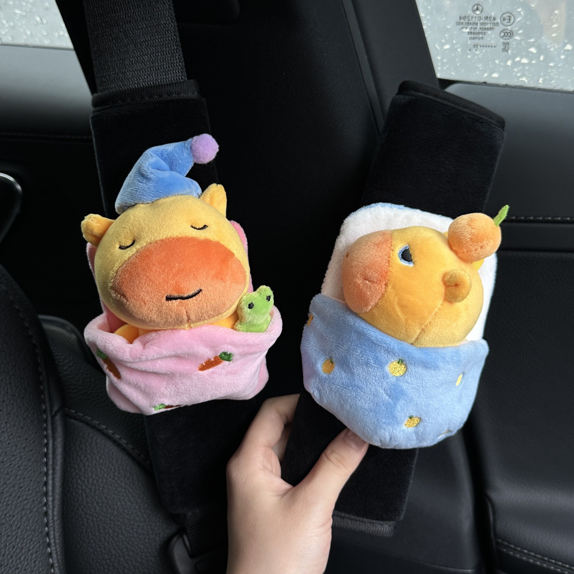 水豚噜噜安全带护肩套