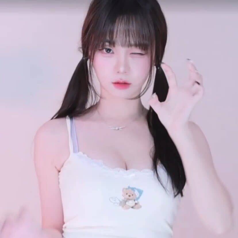 smmms2002 拉雅（乐儿）韩国BJ偶像人气网红女主播