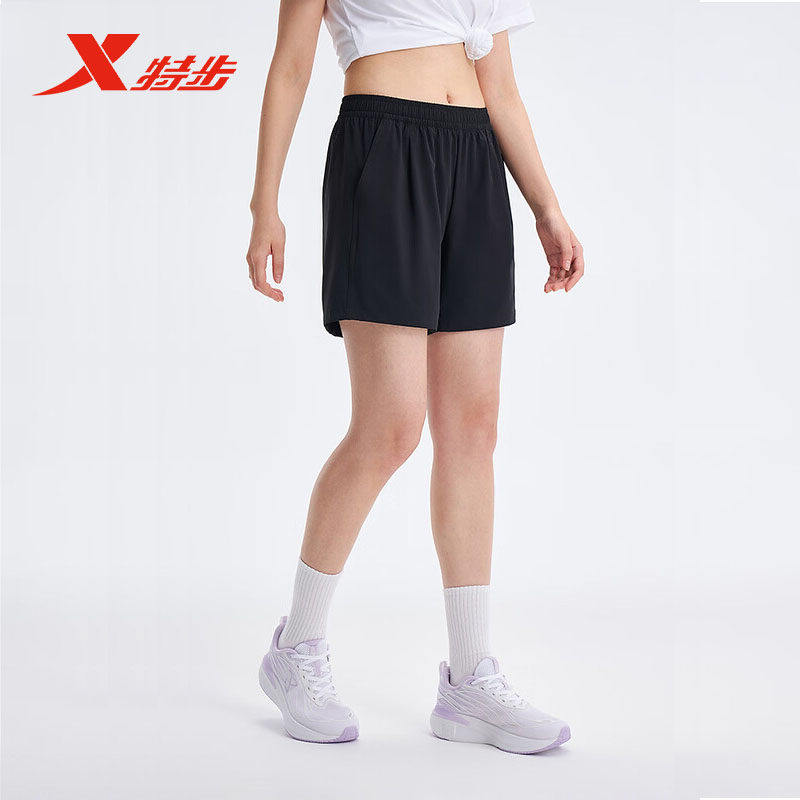特步运动短裤女士2026夏季梭织四面弹冰丝透气四分裤974228240191