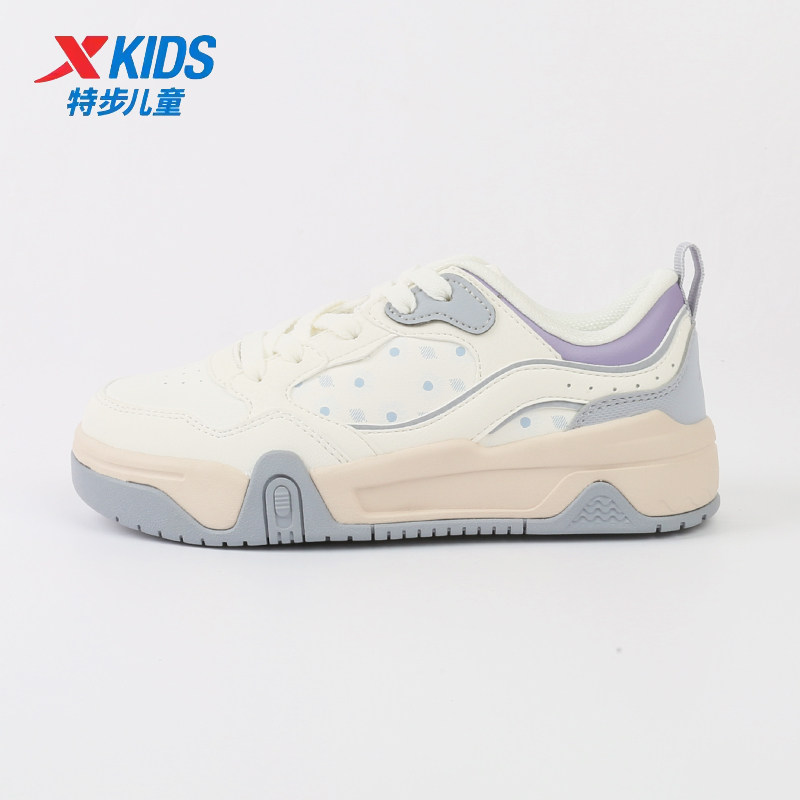 特步儿童女童板鞋2025秋季新款皮面百搭中大童休闲鞋675314314007