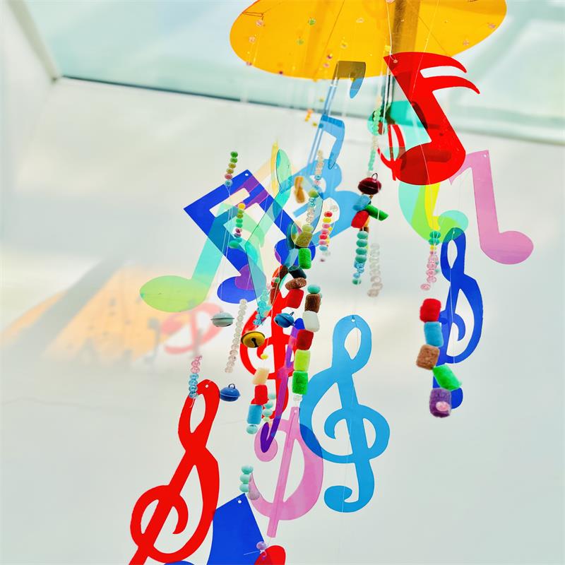 幼儿园环创彩色PVC七彩音符硬片音乐教室环创空中吊饰光影音符