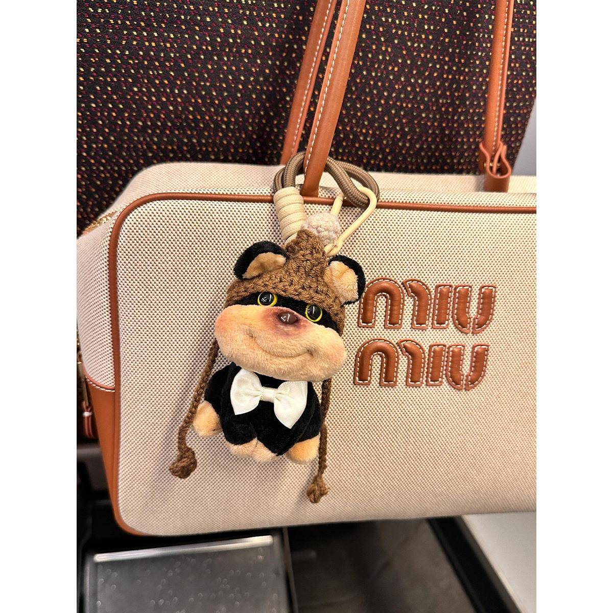 正版蜜蜂小狗miu系包包挂件玩偶绅士小狗背包挂饰学生公仔礼物