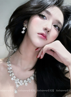 爆闪轻奢钻石项链耳环套装