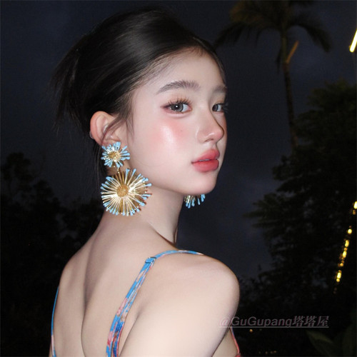 海边度假风蓝色太阳花耳环