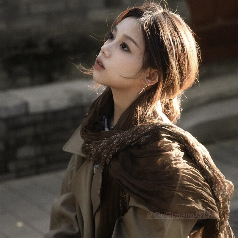 复古棕色碎花拼接围巾