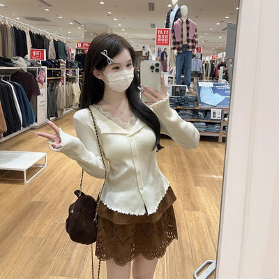 安迪绒蕾丝拼接木耳边针织开衫女秋季韩系新款收腰显瘦单排扣上衣