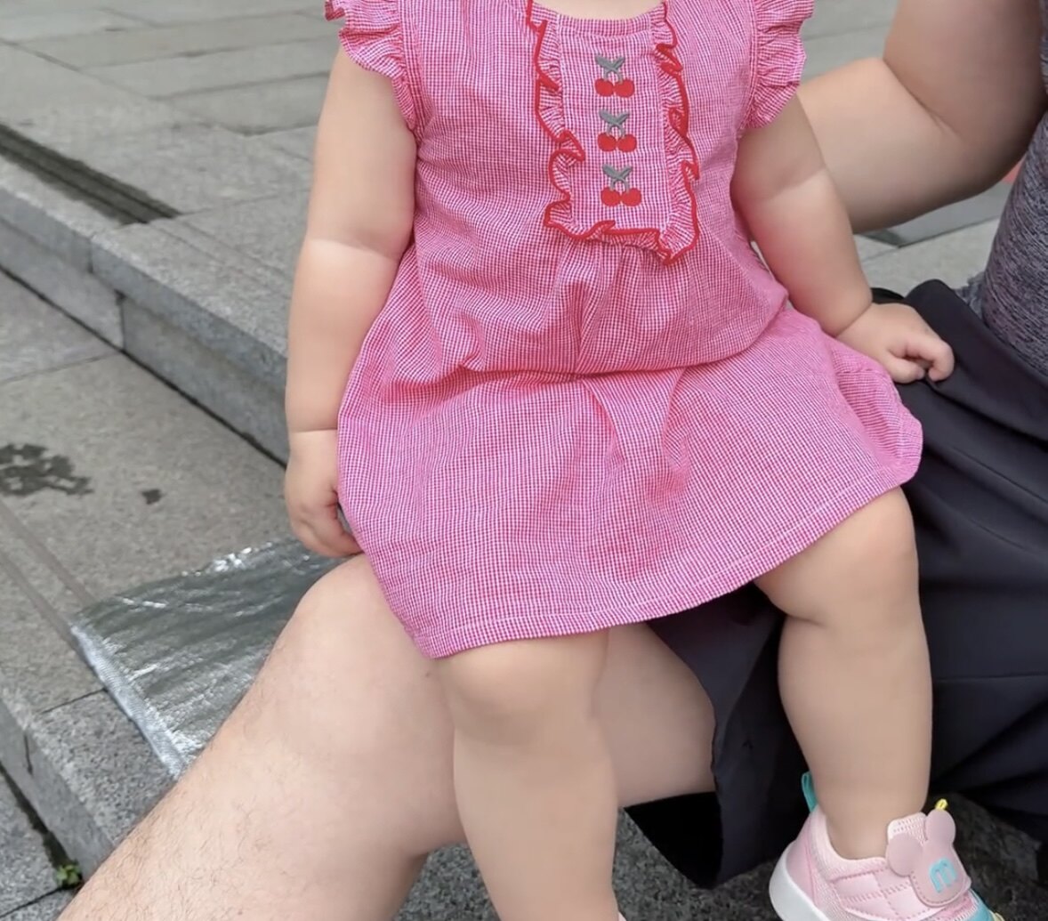 樱桃花田法式田园风连衣裙女童夏季格纹柔软纯裙子