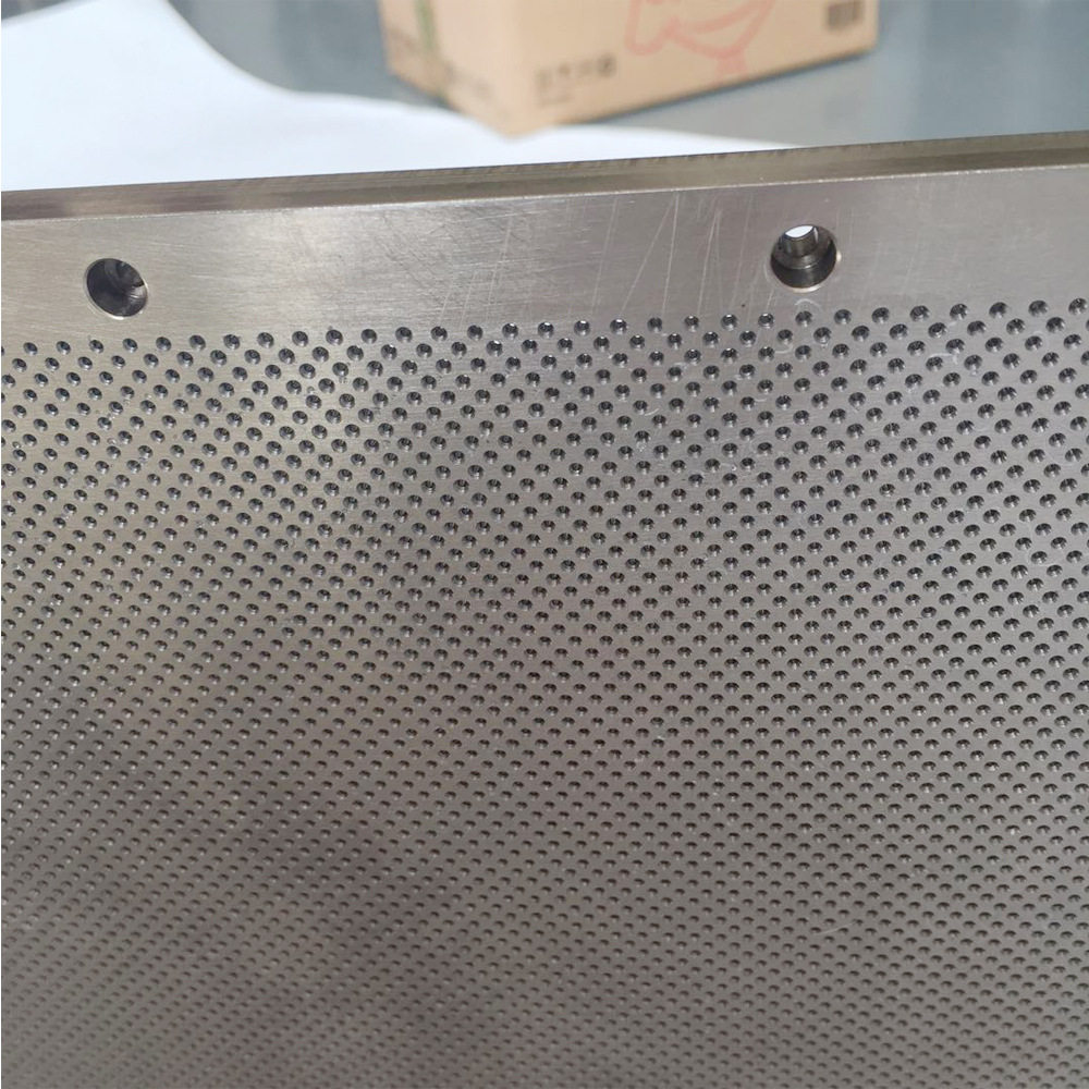 江苏厂家供应0.06mm微孔钻孔加工服务精度正负0.002mm