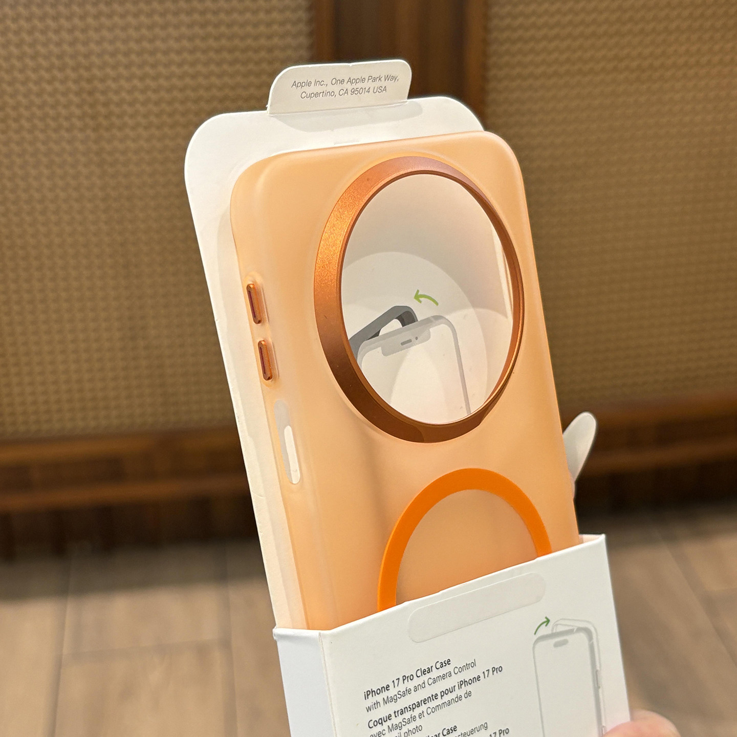 金属镜框磨砂冰雾磁吸轻奢风适用华为mate80Promax手机壳苹果小米17Promax高级感纯色极简大孔薄磨砂硬商务男