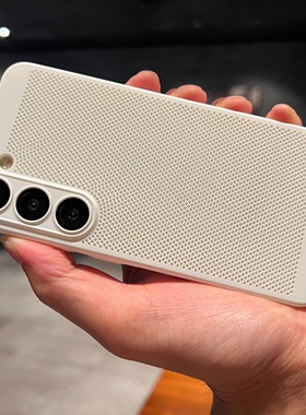 白月光呀~~散热网状蜂窝气孔游戏充电不会热烫适用三星S25手机壳s24Ultra硬s23FE新s22+薄A54超薄s21/Note20+