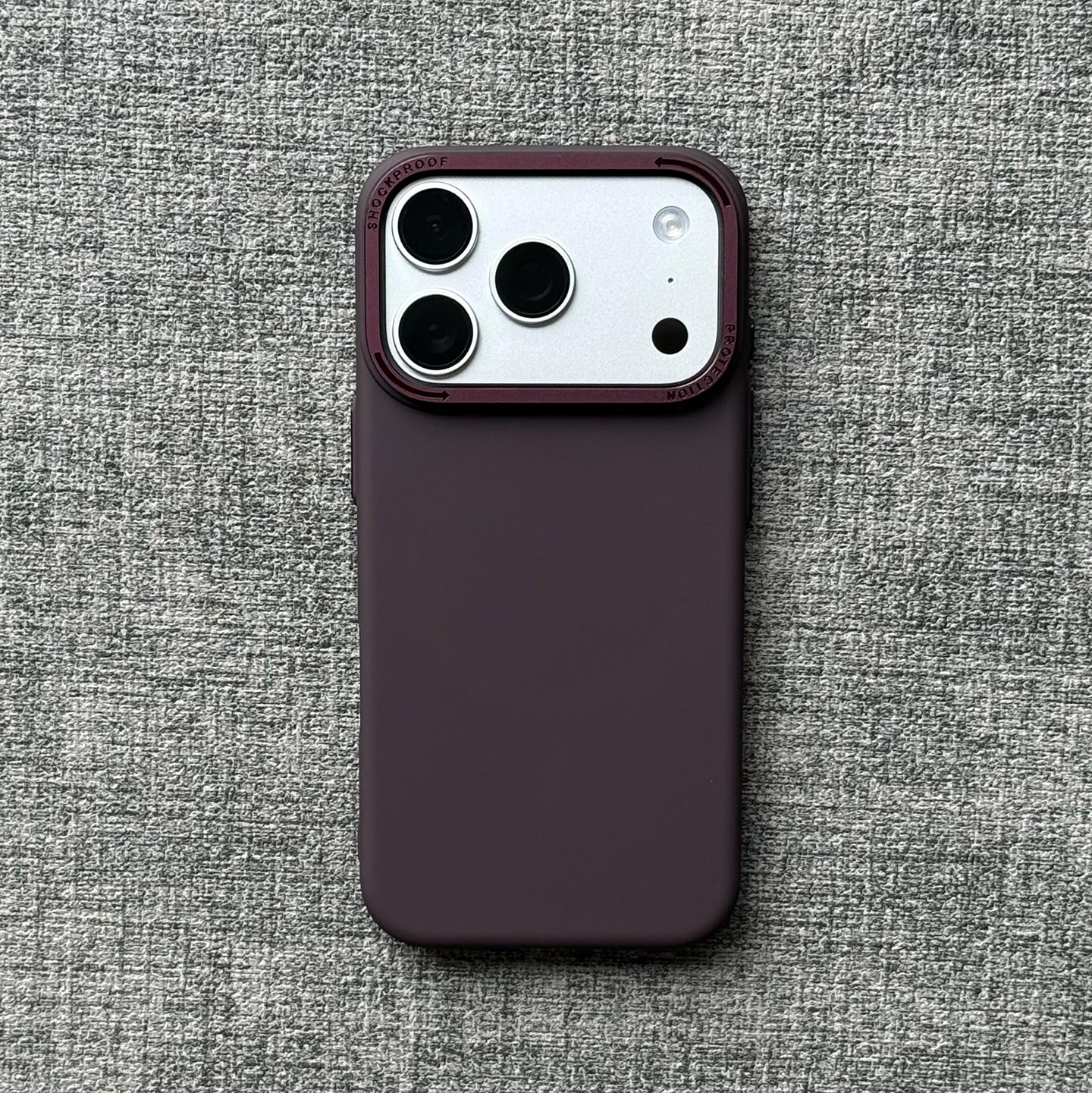 极简高级感轻奢金属镜框磨砂磁吸18适用Air苹果17promax手机壳iPhone16/15pro新款143纯色12亚克力硬保护套男