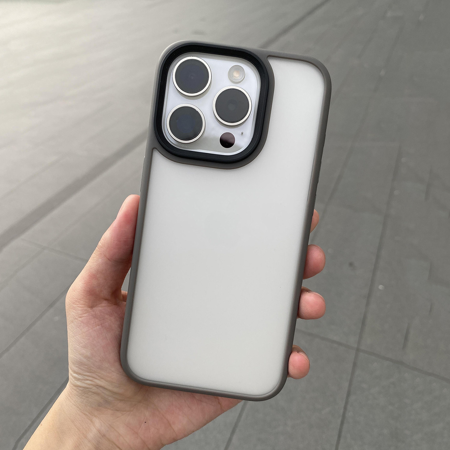 【好物推荐】高品质奢华优盾磨砂肤感硬亚克力适用苹果16pro手机壳17高级感iPhone15/14plus新13/12mini/78xE