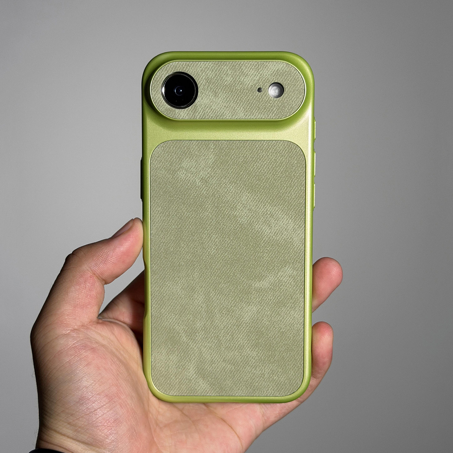 超细纤维牛仔布纹绒面毛麻布料防指纹防滑苹果Air手机壳适用iPhone17promax硬16/15plus全包14/3高级轻奢超薄