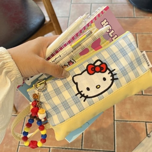 2025年新款可爱格子小猫笔袋