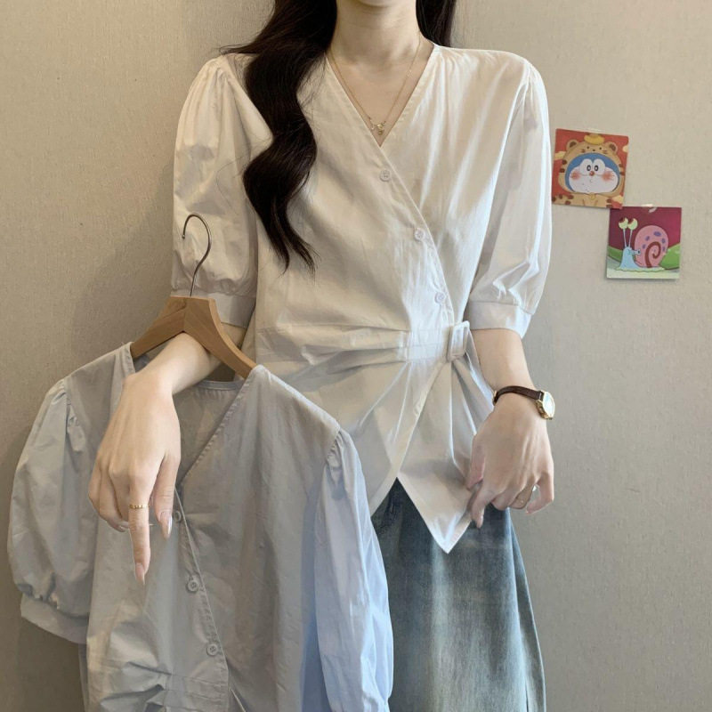 不规则V领夏季大码胖mm专属白衬衫