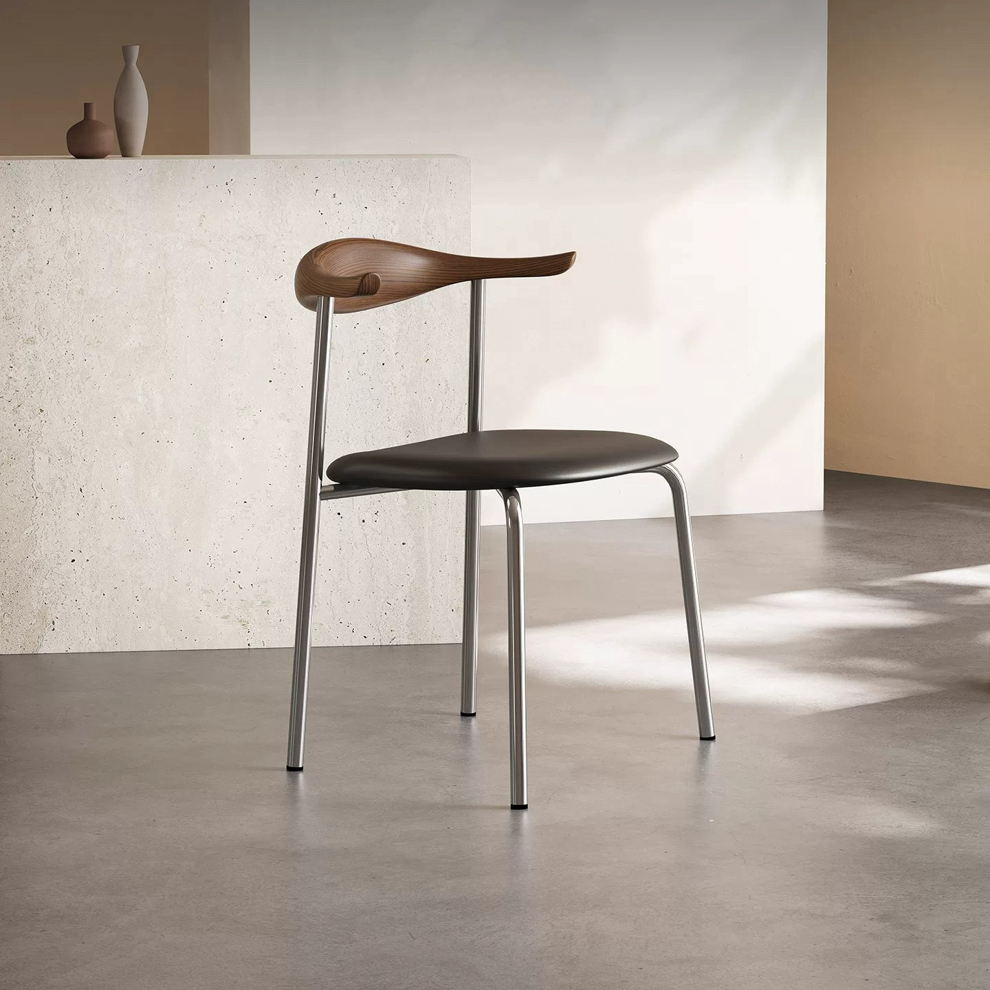 北欧创意实木餐椅设计师复古不锈钢牛角椅休闲咖啡厅洽谈靠背椅子