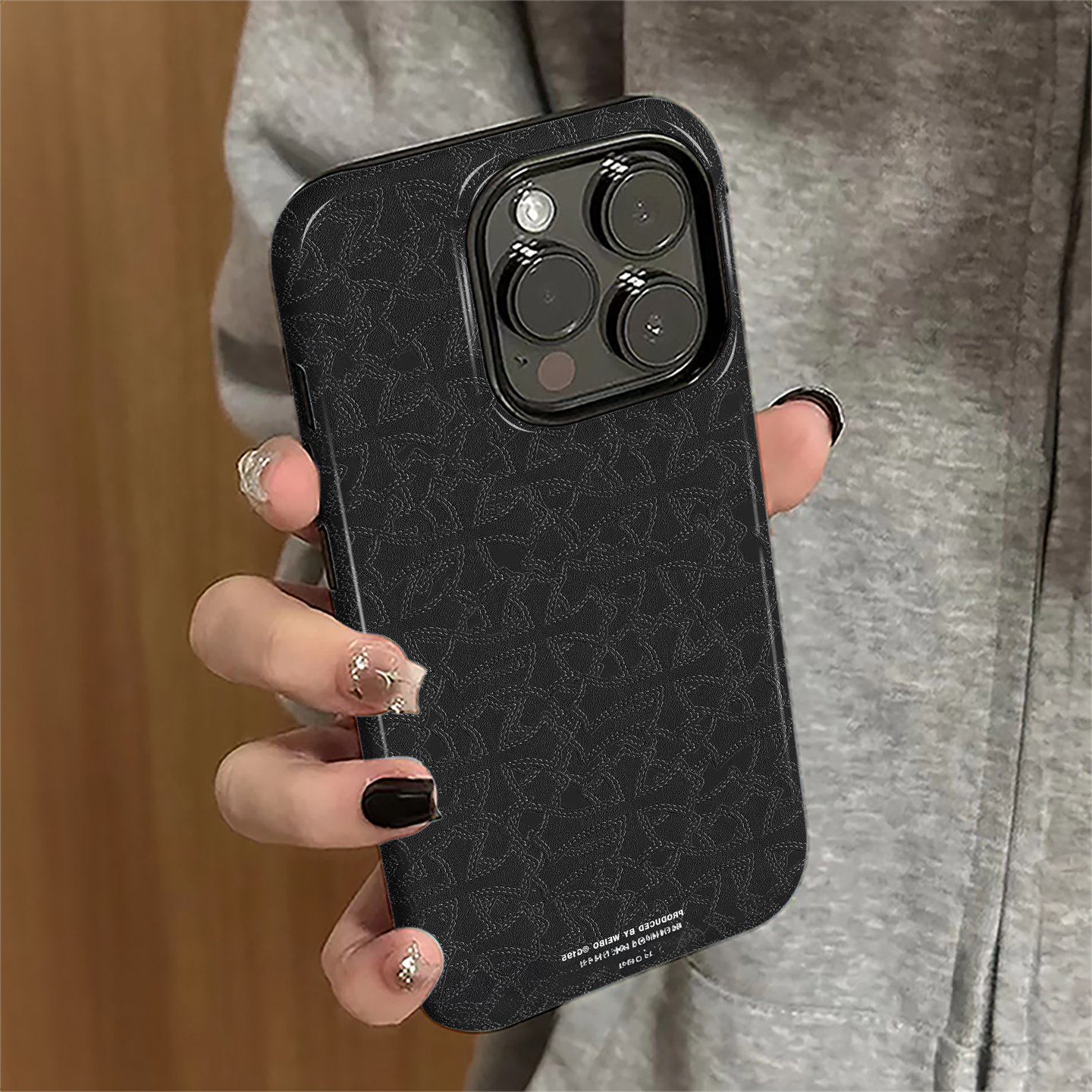 适用苹果16promax手机壳苹果15pro新款iPhone13简约iP14pro女12高级xsmax黑色纹理8硬11防摔16e套7plus菲林xr